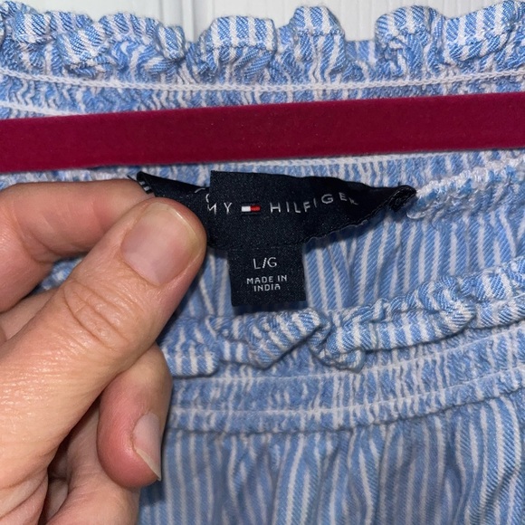 Tommy Hillfiger Off the Shoulder Blue Striped Women's Top Large - Picture 2 of 4